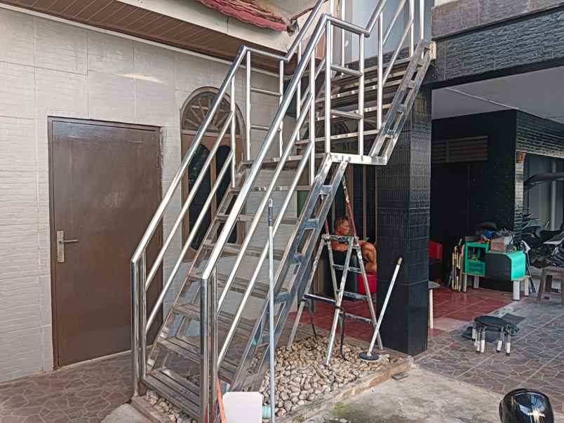 dijual rumah jl srikandi