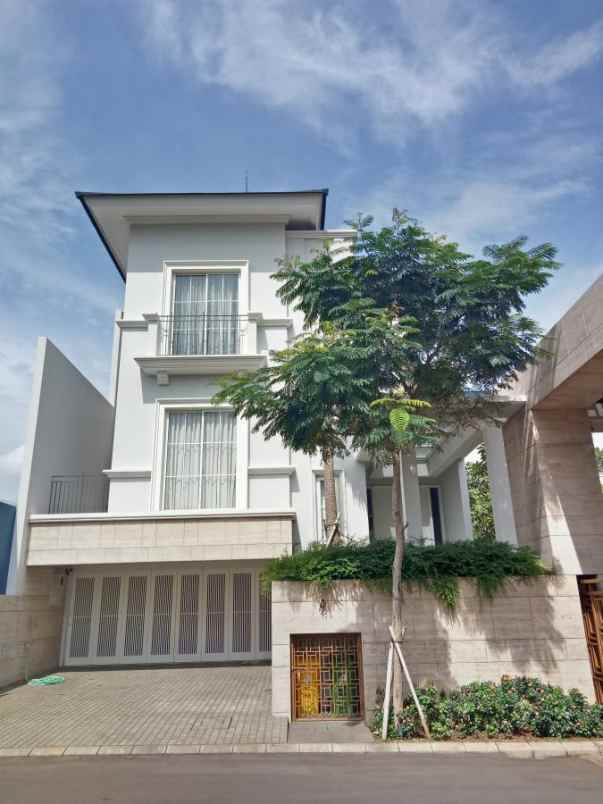 dijual rumah jl tb simatupang cilandak