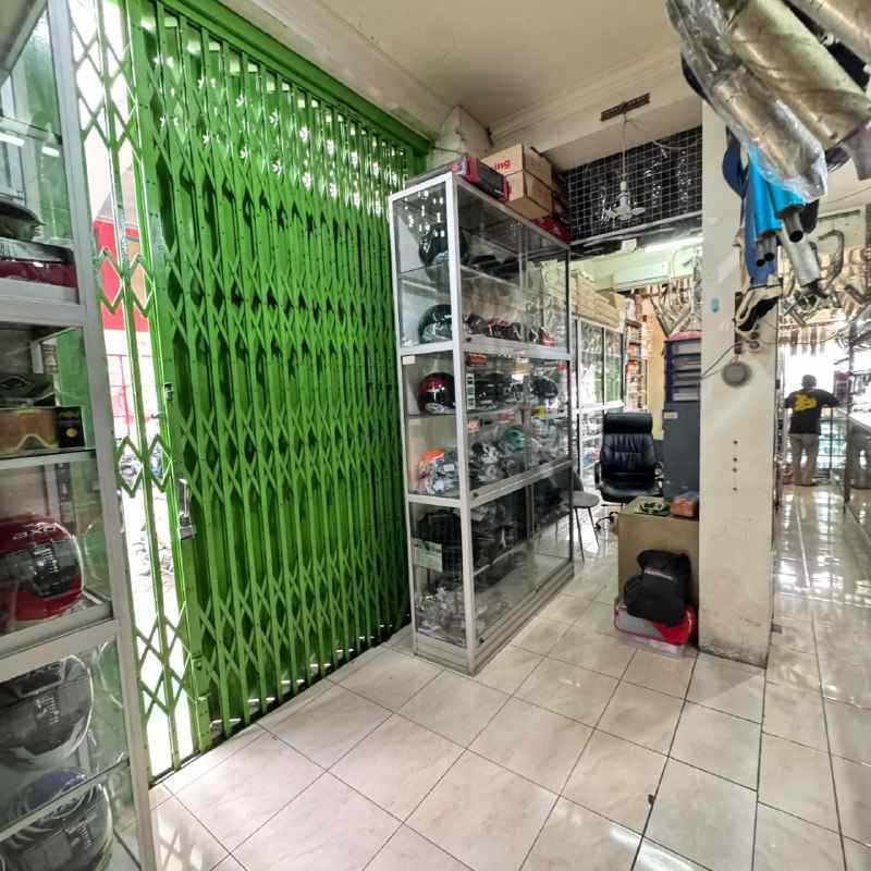 dijual rumah jl tidar