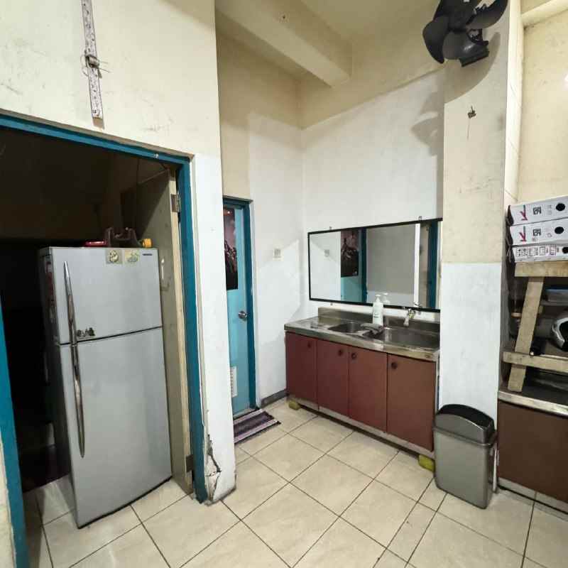 dijual rumah jl tidar