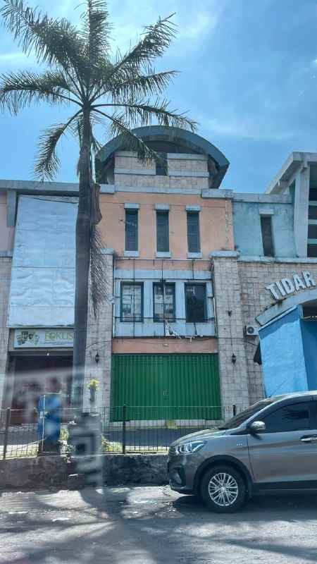 dijual rumah jl tidar