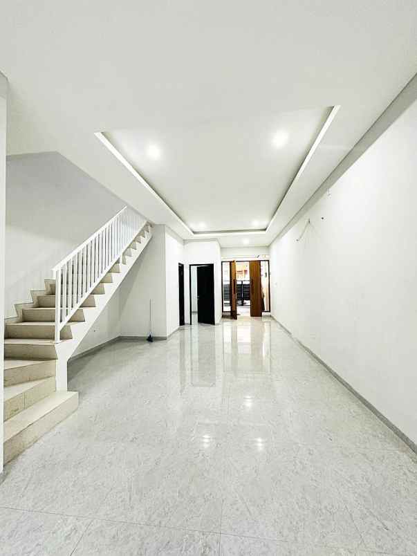 dijual rumah kavling kesehatan ciputat