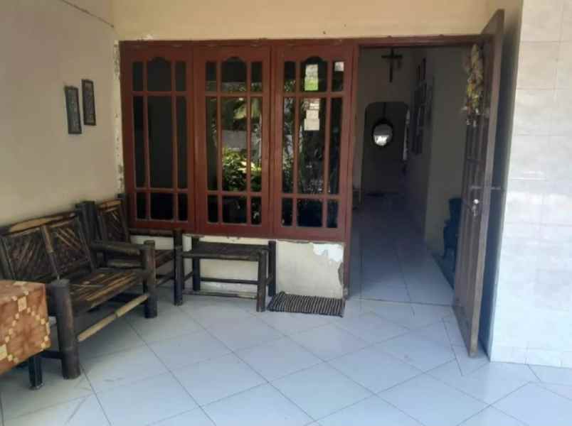 dijual rumah ketintang