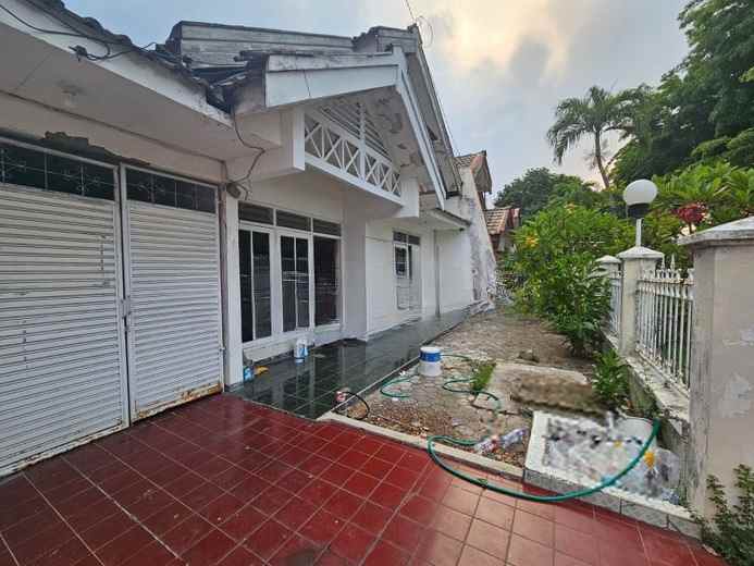 dijual rumah klampis semolo