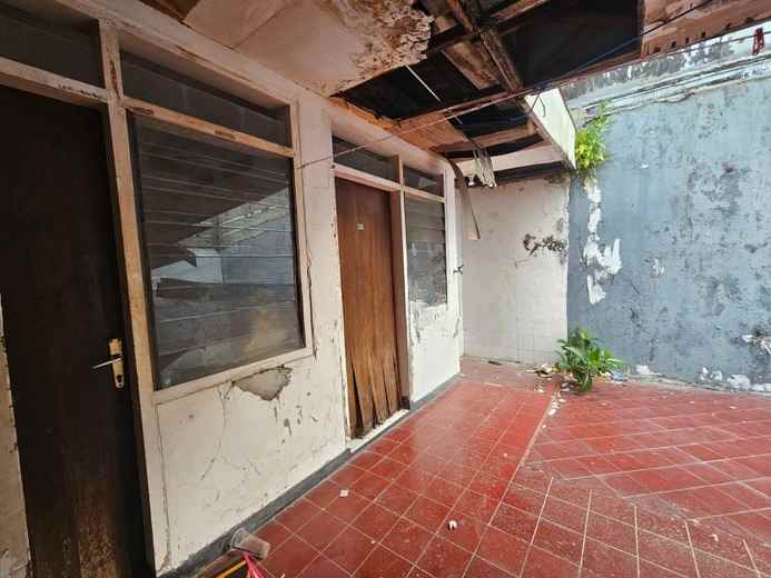 dijual rumah klampis semolo