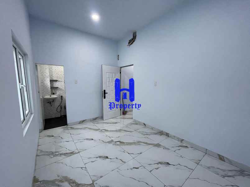 dijual rumah komplek icon estate jalan