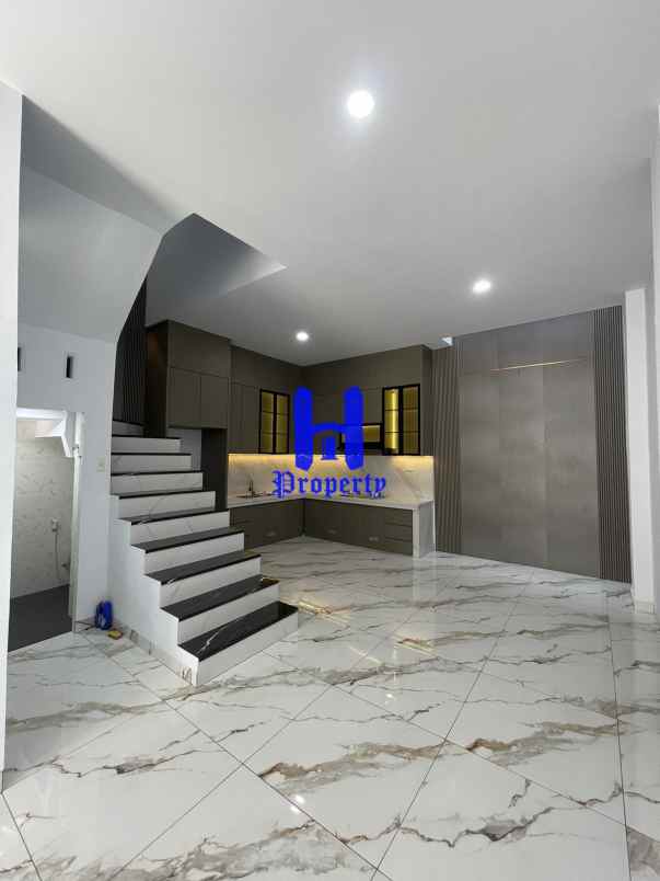 dijual rumah komplek icon estate jalan