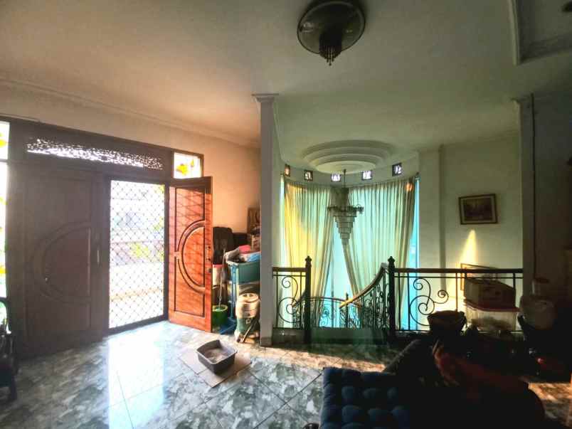 dijual rumah komplek pondok kelapa indah