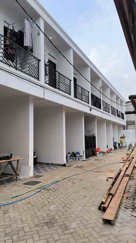 dijual rumah kp tengah kramatjati