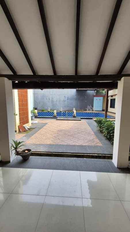 dijual rumah legoso