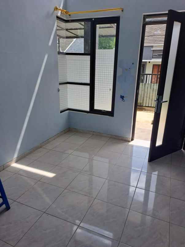 dijual rumah lokasi joyogrand lowokwaru kota malang