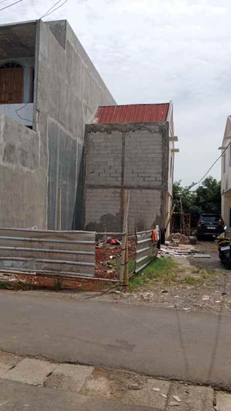 dijual rumah madrasah