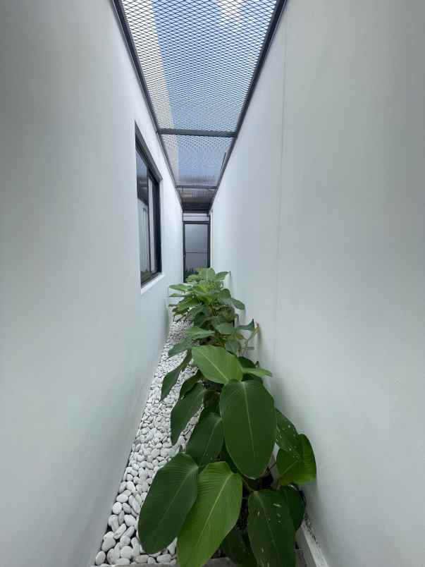 dijual rumah maguwoharjo