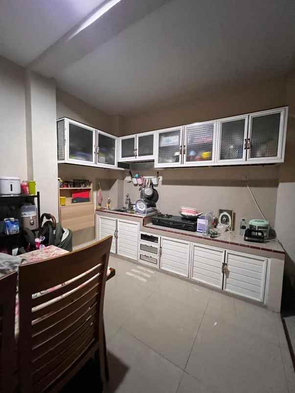 dijual rumah manukan