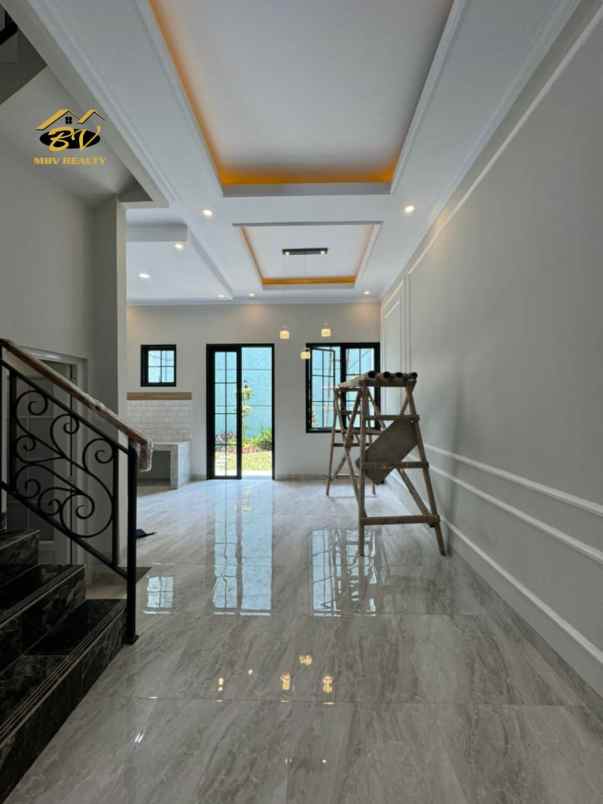 dijual rumah mbv253