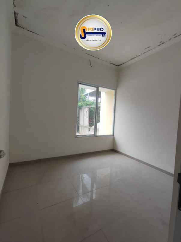 dijual rumah minimalis siaphuni di grand mahkota 1