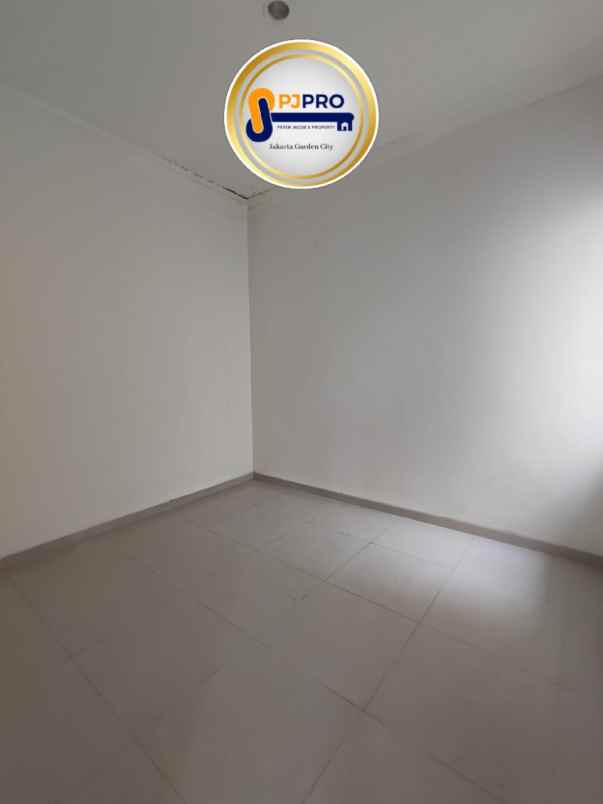 dijual rumah minimalis siaphuni di grand mahkota 1