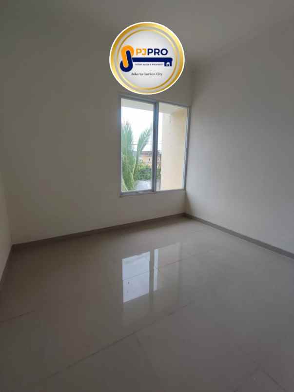 dijual rumah minimalis siaphuni di grand mahkota 1