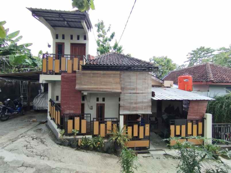 dijual rumah mojosongo jebres surakarta