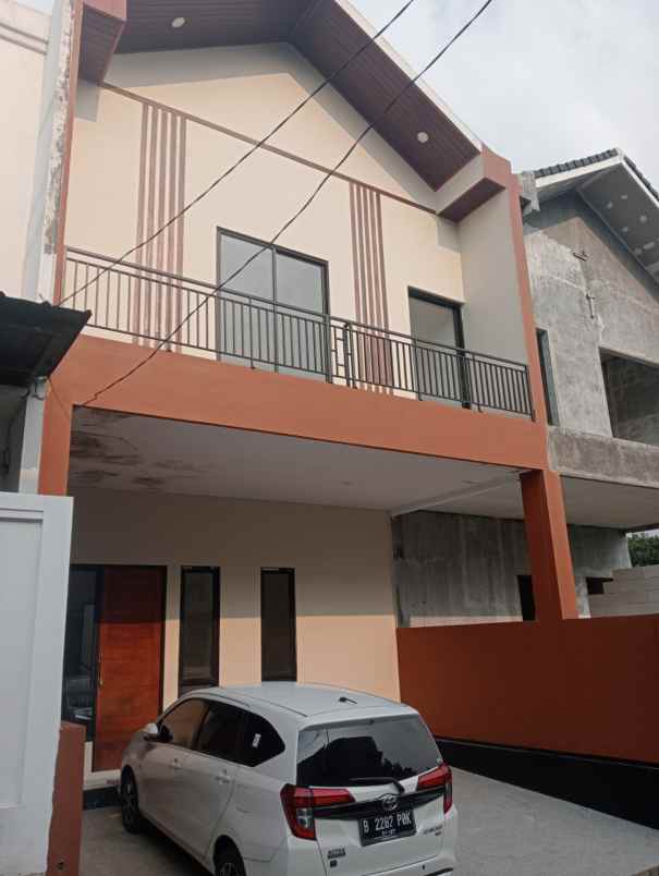 dijual rumah murah dekat toll cinere limo depok