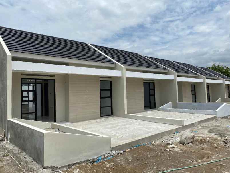 dijual rumah palet
