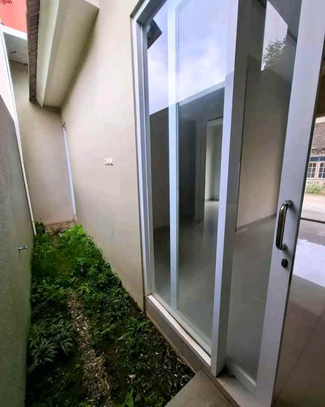 dijual rumah pamella 7