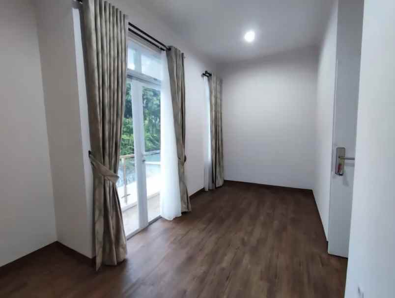 dijual rumah percetakan negara rawasari