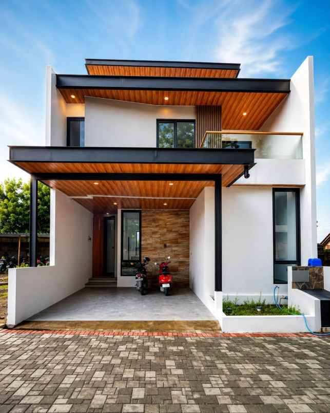 dijual rumah perumahan buana regency