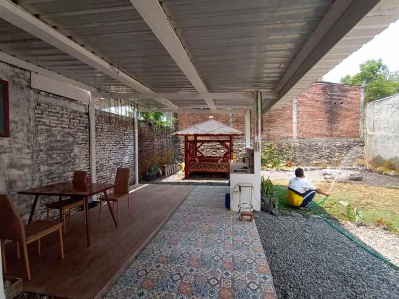 dijual rumah perumahan oma view