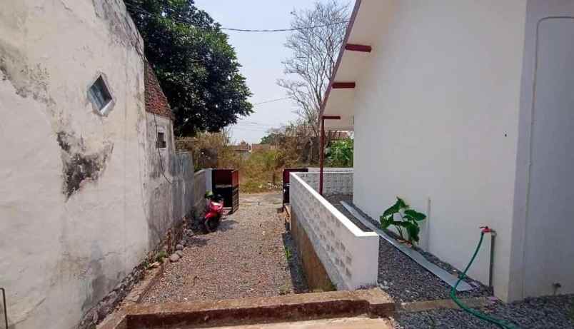 dijual rumah perumahan oma view