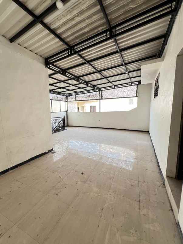 dijual rumah ploso