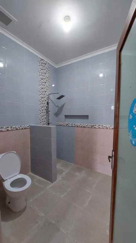 dijual rumah ploso timur