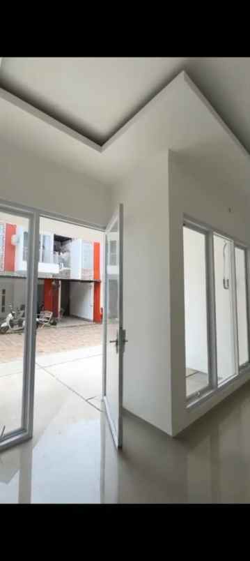 dijual rumah pondok gede