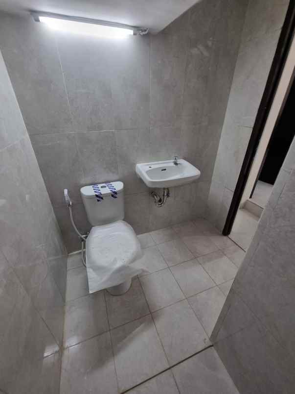 dijual rumah pondok labu