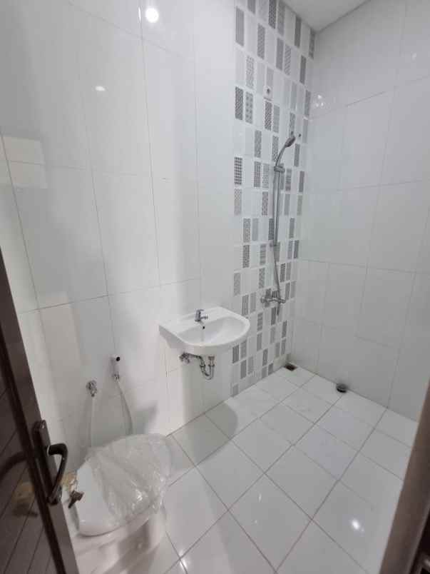 dijual rumah pondok labu