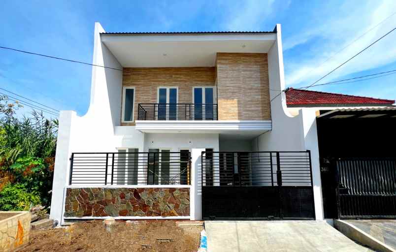 dijual rumah pondok tjandra indah