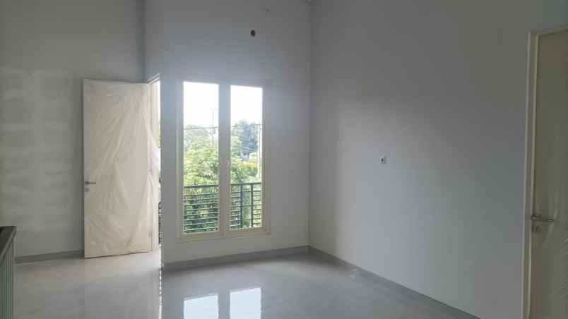 dijual rumah pondok tjandra indah