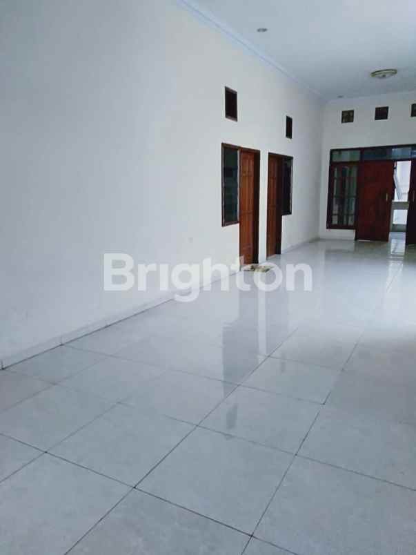 dijual rumah prapen indah