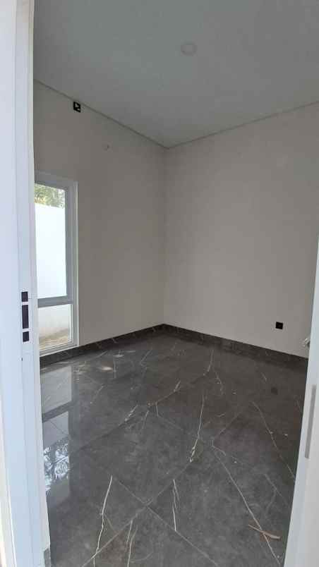 dijual rumah premium dekat jalan kaliurang