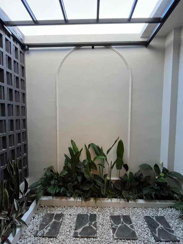 dijual rumah purwomartani