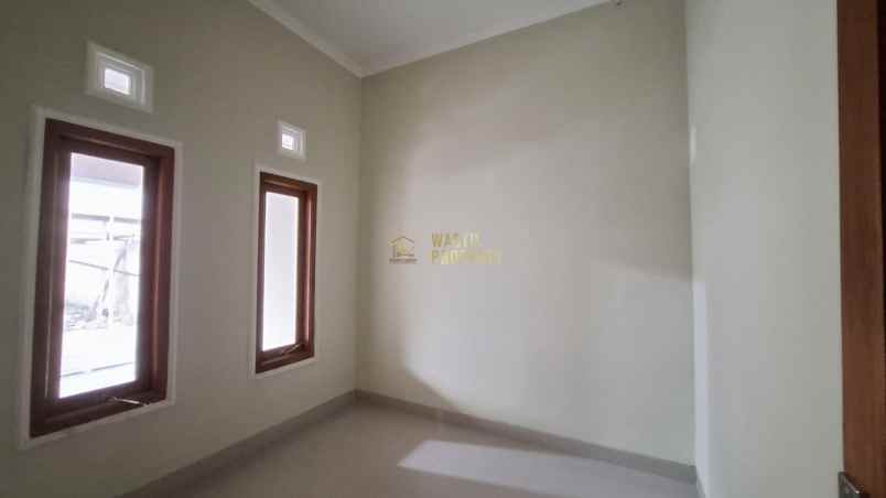 dijual rumah purwomartani