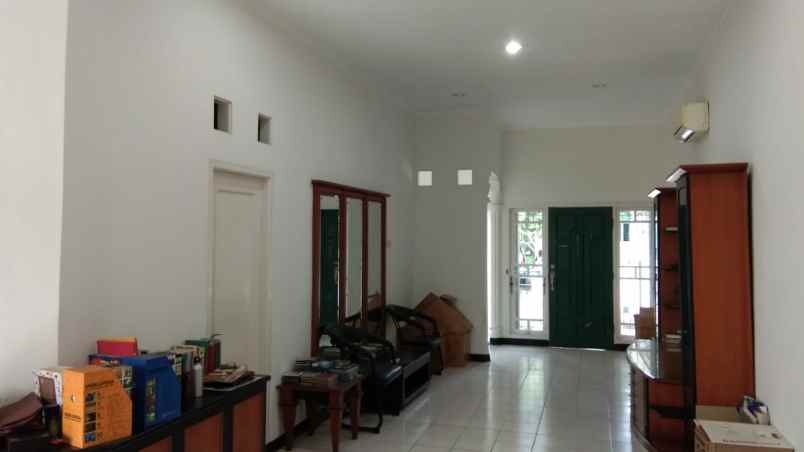 dijual rumah rawa buntu serpong south