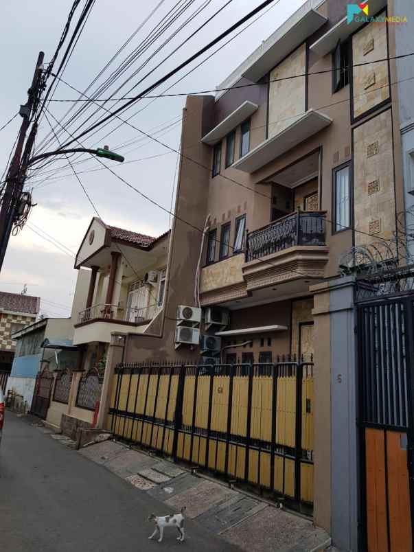 dijual rumah rawamangun jakarta timur