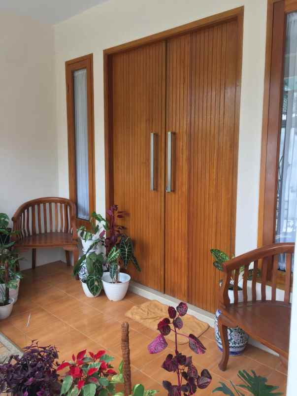 dijual rumah rumah pondok kelapa