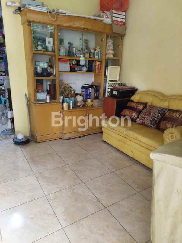 dijual rumah rungkut