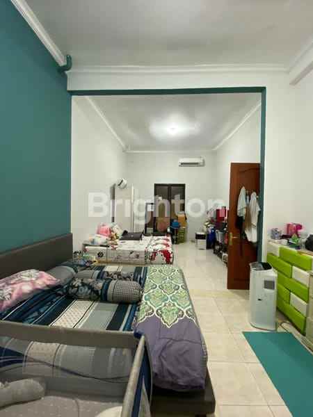 dijual rumah rungkut asri