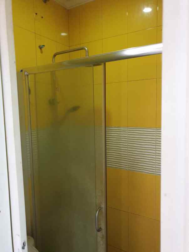 dijual rumah second di beji