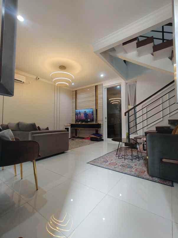 dijual rumah secondary dalam cluster siap huni