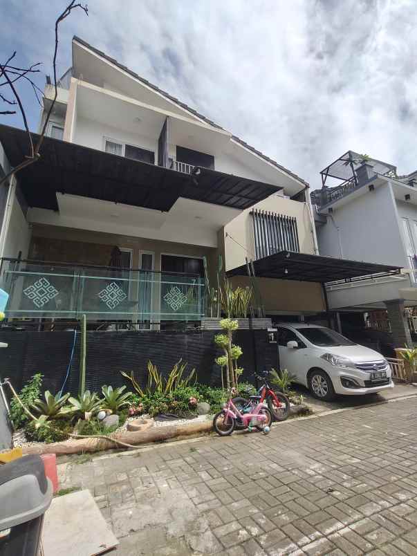 dijual rumah secondary dalam cluster siap huni