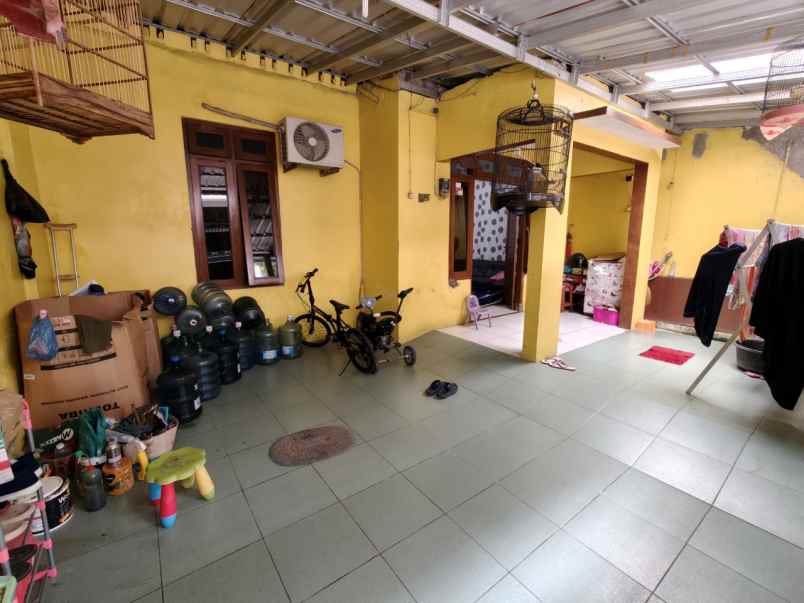 dijual rumah selokaton